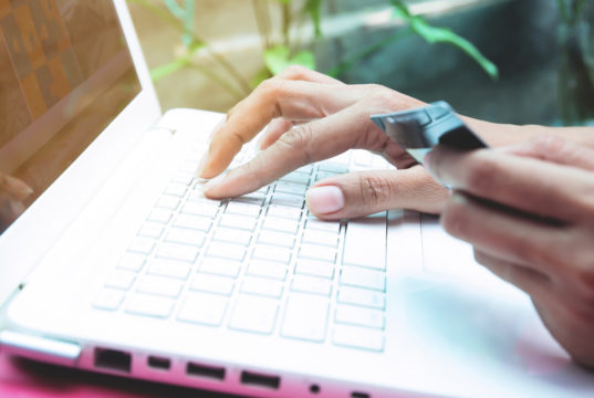 E-commerce varia 22,29% no acumulado do ano Vendas pela internet aumentar em agosto.