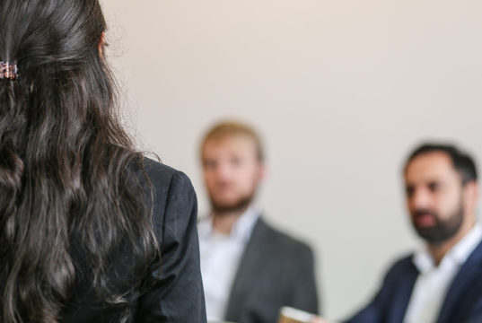 Mercado de trabalho do varejo de matcons fica estável Mercado de trabalho tem saldo negativo