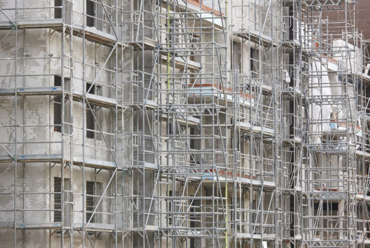 Preços de material de construção recuam 0,36% em novembro Queda nos preços do setor