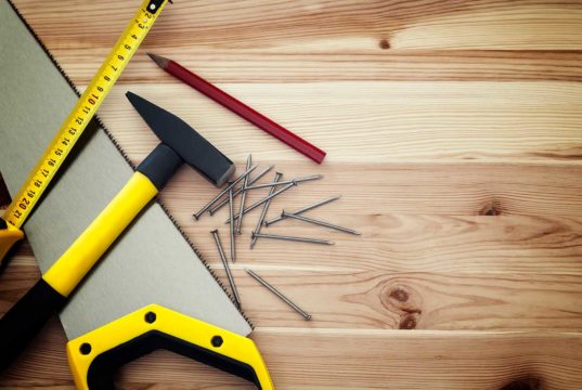 Preços dos materiais para construção voltam a subir em março