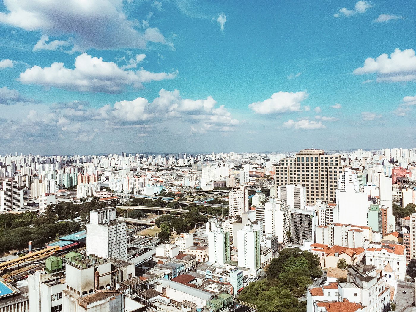 Vendas e lançamentos de residências sobem na cidade de São Paulo ...