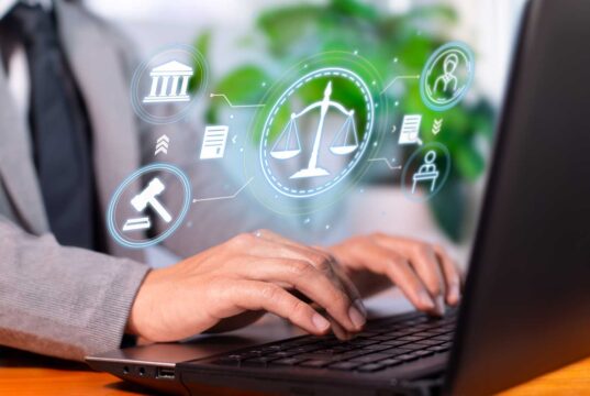 Livro aborda os principais desafios do direito do trabalho