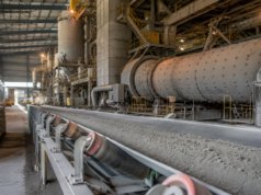 Indústria de materiais de construção retoma crescimento em maio
