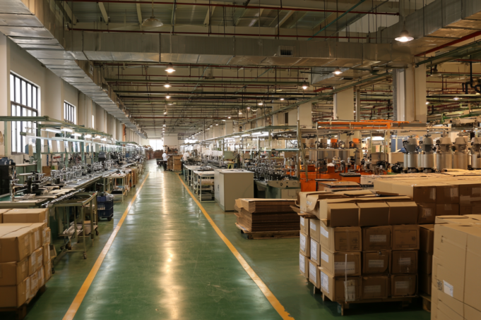 Indústria de materiais de construção recua 1,0% em julho